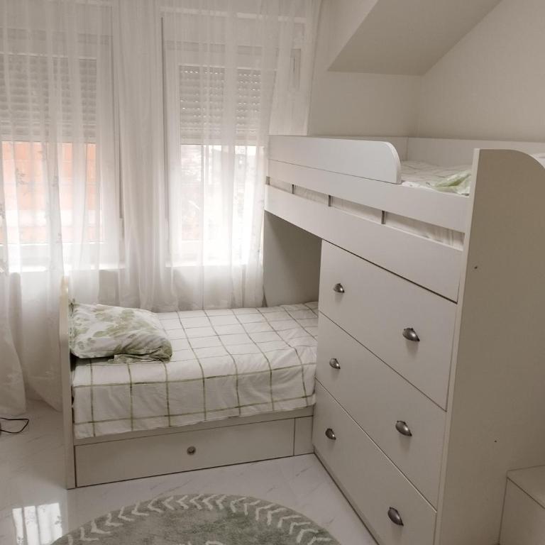 VauDa White apartman - Two-Bedroom Apartment - 15