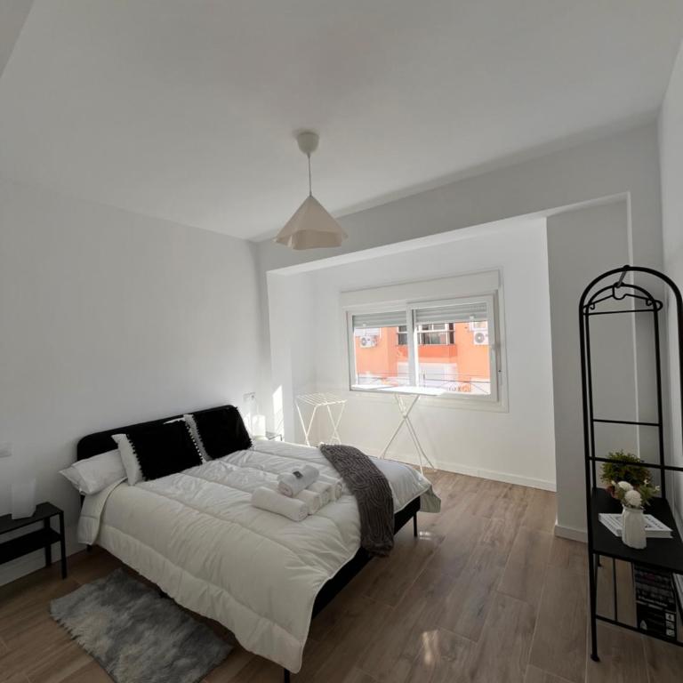Apartamento moderno en Almería centro - Two-Bedroom Apartment - 2