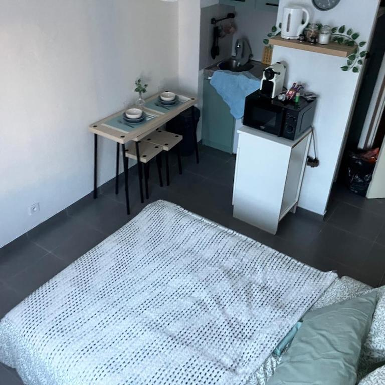 Studio bien situé - Proche Centre Bd Jules Verne - Appartement 1 Chambre - 14