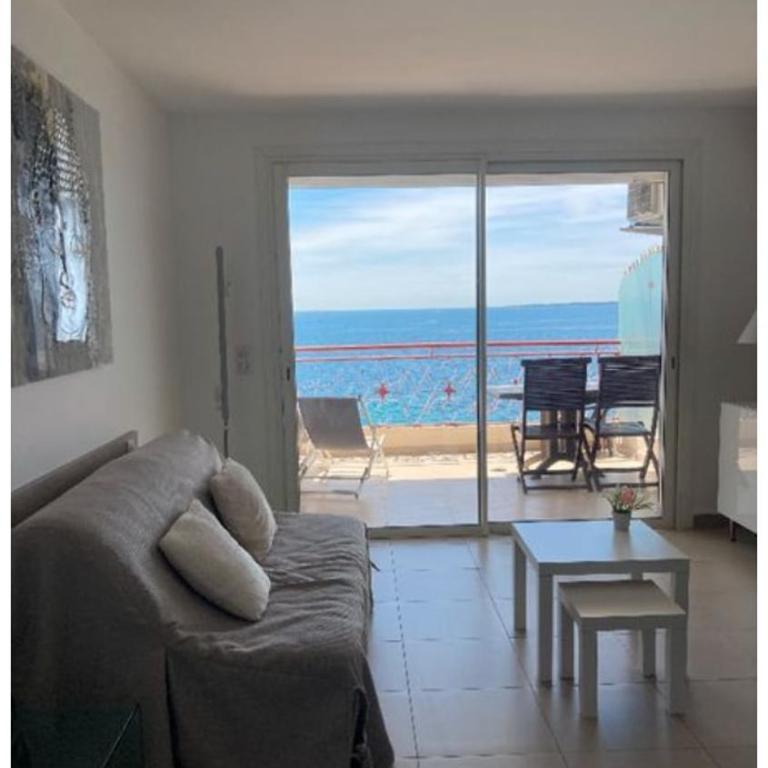 Sea front studio in Juan-les-Pins - Studio - Vue sur Mer - 13