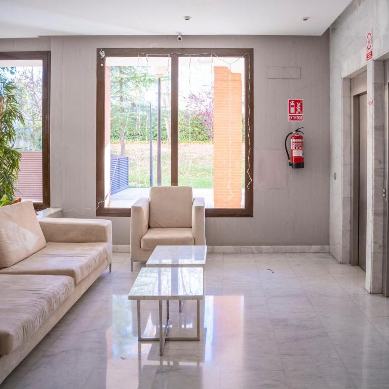 Luxury Apartment near Madrid, Airport, IFEMA, City Center - One-Bedroom Apartment - 26