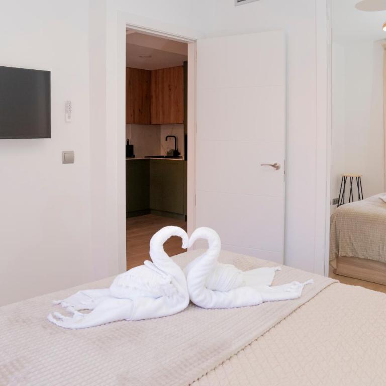 Luxury Apartment near Madrid, Airport, IFEMA, City Center - One-Bedroom Apartment - 17