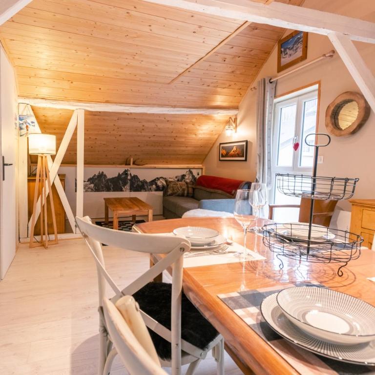 "AUX AGUDES" / Proche télécabine et centre-ville - Apartment mit 2 Schlafzimmern - 12