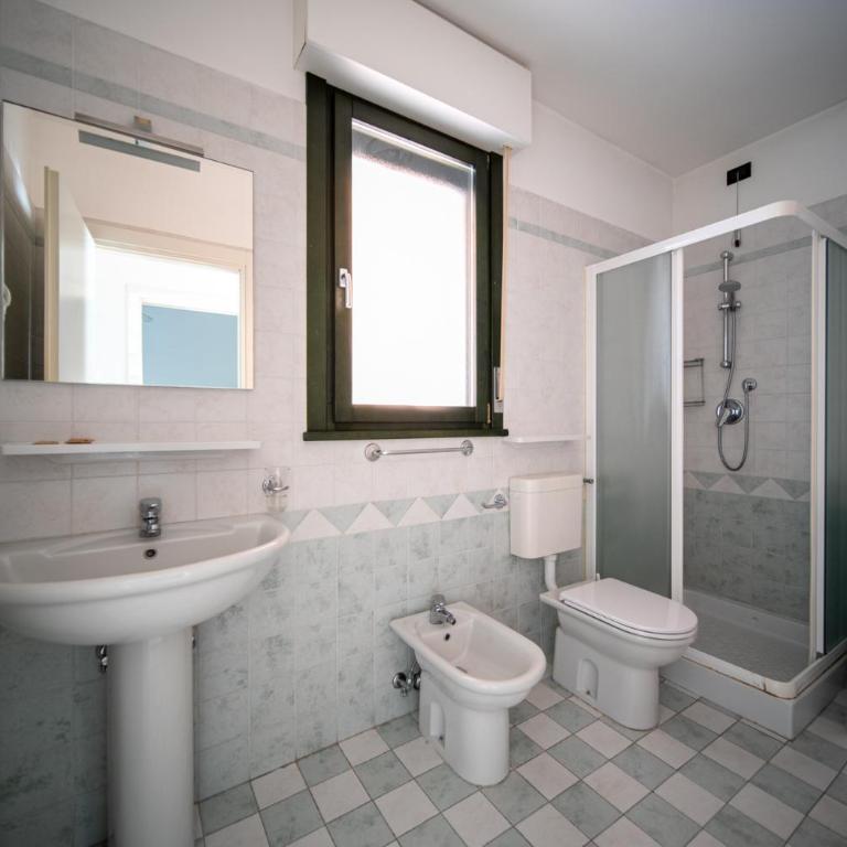Residence Brenta - Two-Bedroom Apartment with Garden - 40