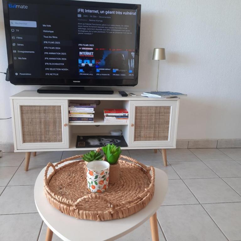 Appartement vue mer - Calme - Parking - Tennis - Piscine été - Appartement 2 Chambres - 7