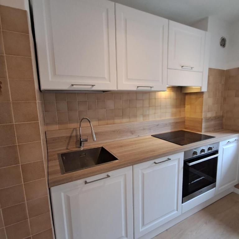 La Casa di Elvira-Primo Piano - Appartamento con 2 Camere da Letto - 4