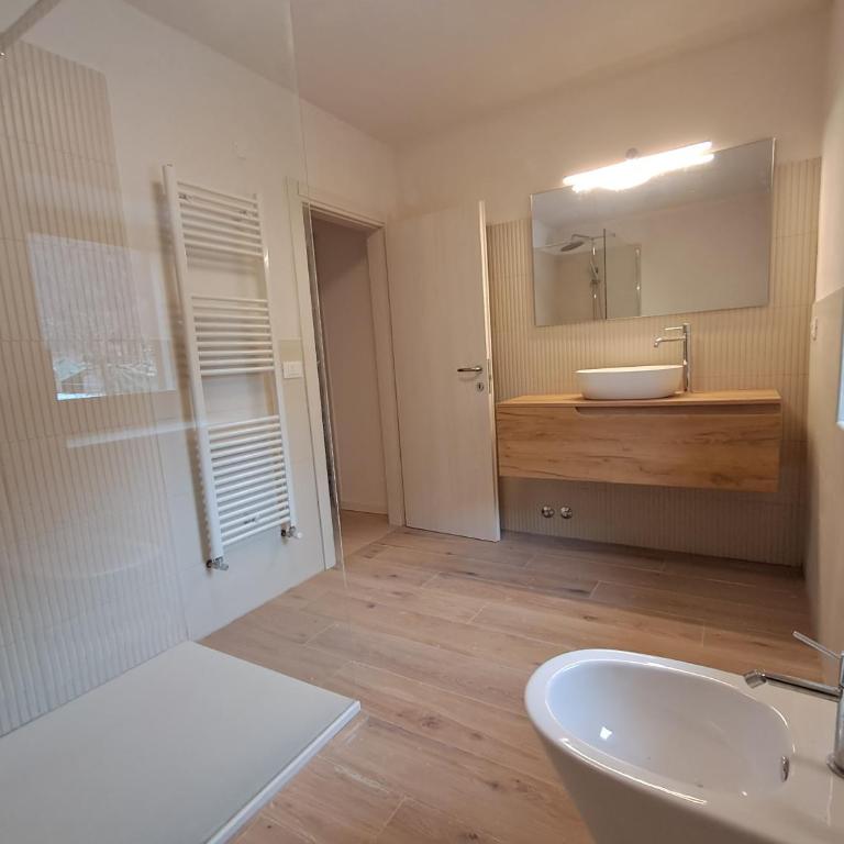 La Casa di Elvira-Primo Piano - Appartamento con 2 Camere da Letto - 12