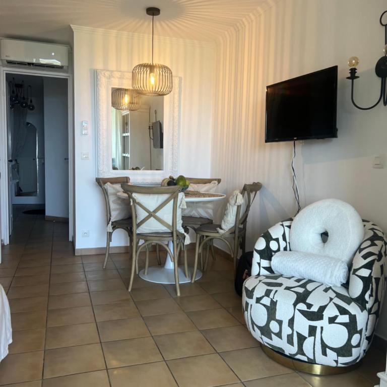Superbe appartement les Restanques du golfe de Saint tropez - Appartamento con 1 Camera da Letto - 4