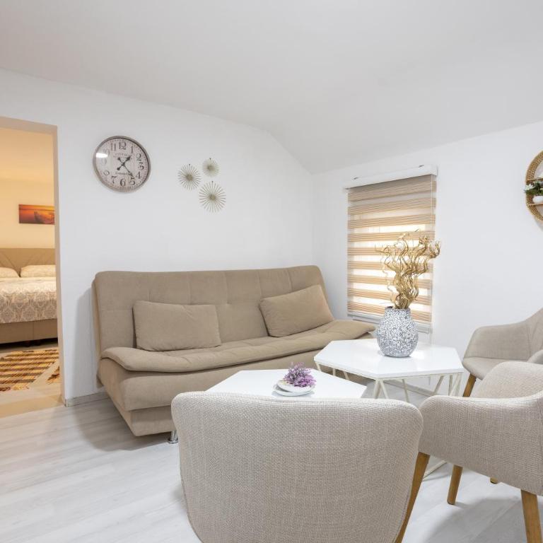 Apartments Daris - Studio Apartment - 11