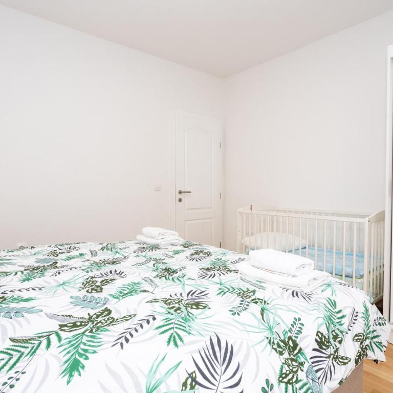 Apartments Daris - Deluxe Double or Twin Room with Balcony - 18