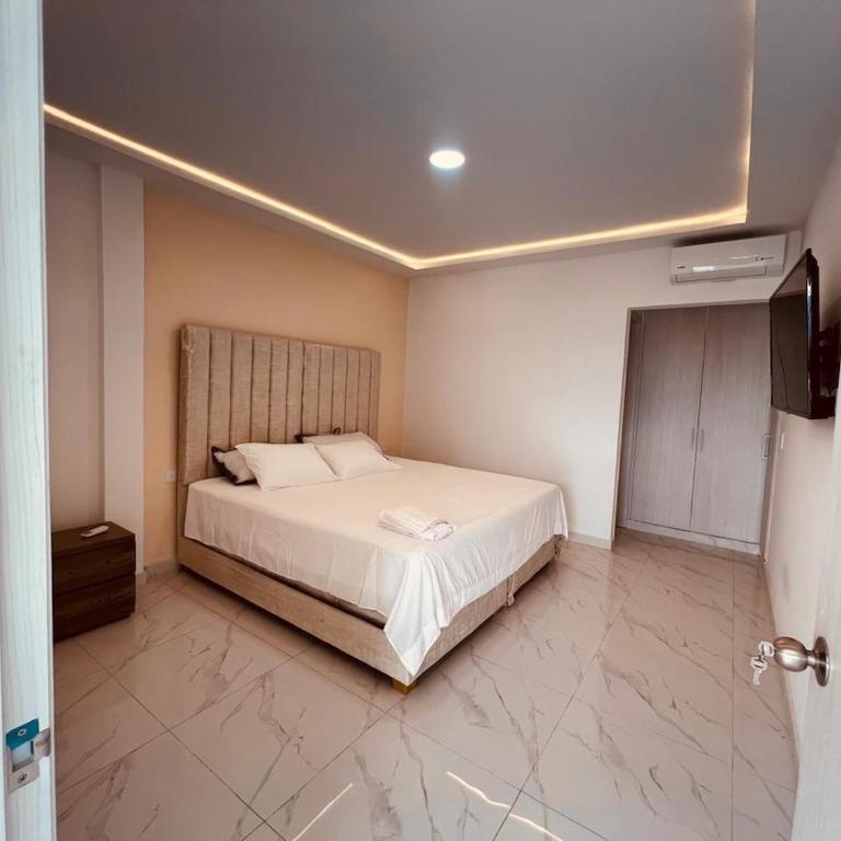 Penthouse Duplex Apartment in Ciudad 2000 - One-Bedroom Apartment - 13