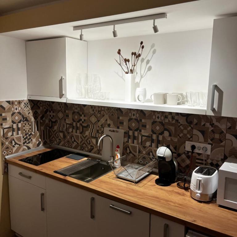 Crown Apartment - One-Bedroom Apartment - 8