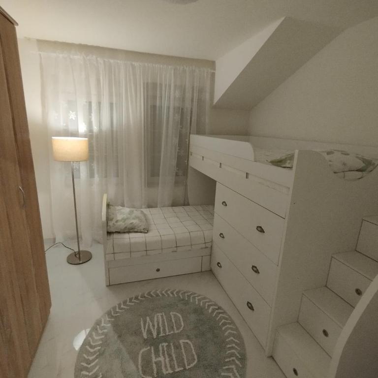 VauDa White apartman - Two-Bedroom Apartment - 2