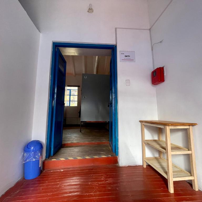 Hostel - Cusco Dorms - Litera en habitación compartida masculina - 1