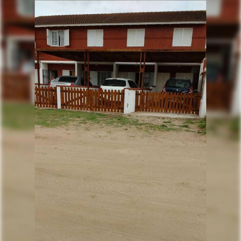 Chalet Mar Del Tuyu - Apartamento de 2 dormitorios - 14