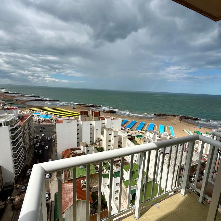 4 ambientes vista al mar cochera seguridad 24hs - Apartamento de 3 dormitorios - 17