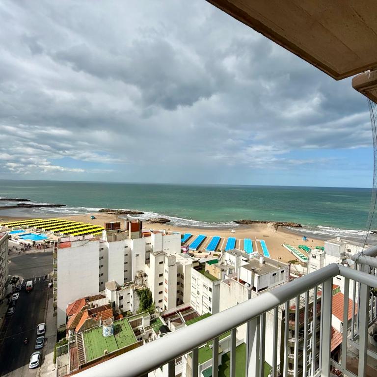 4 ambientes vista al mar cochera seguridad 24hs - Apartamento de 3 dormitorios - 18