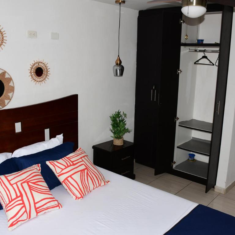 Relax en Tonsupa Moderno Depar con Aire C y a pasos del mar 3 piscinas 2hidro - Apartamento de 2 dormitorios - 16