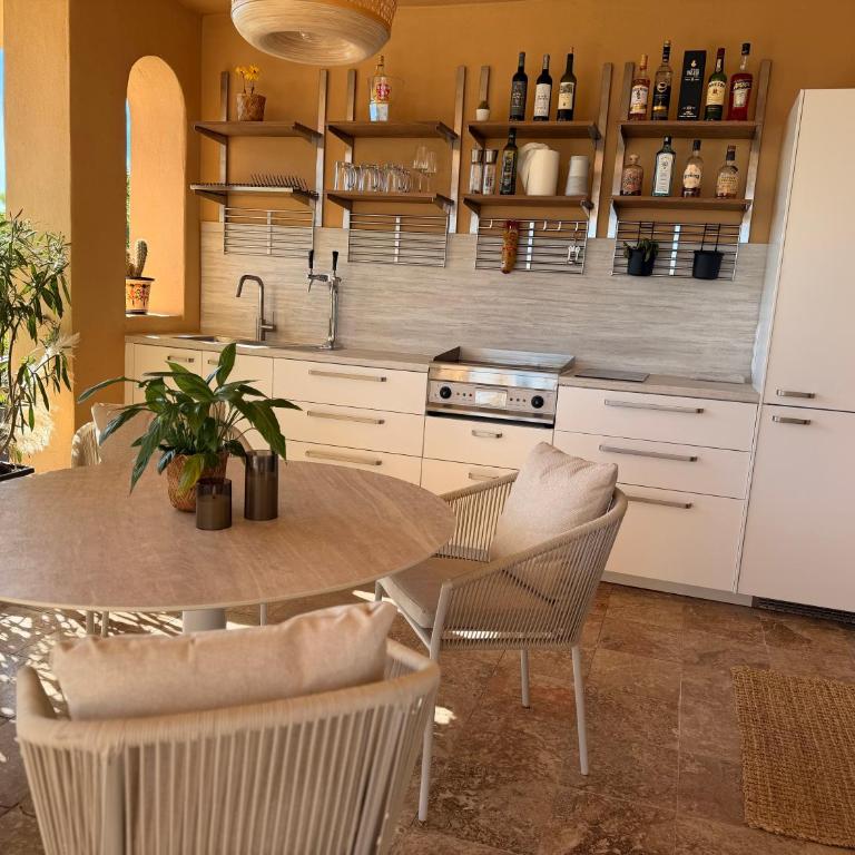 Benahavis Holidays - Apartamento Deluxe de 2 dormitorios con vistas al jardín - 31