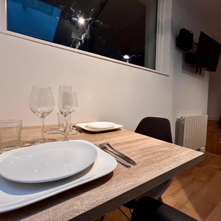 Jacuzzi et confort - 002 - Studio-Apartment - 15