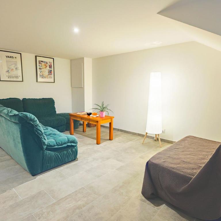 Résidence La Mayt - Appartement 2 Chambres avec Vue sur la Montagne - 4