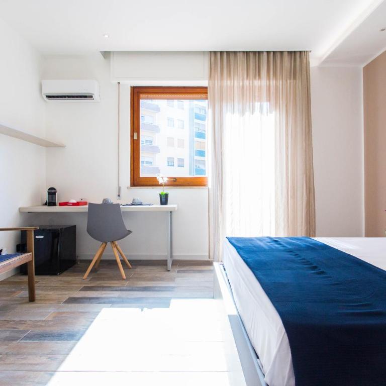 Politeama Luxury Suites - Deluxe Triple Room - 2
