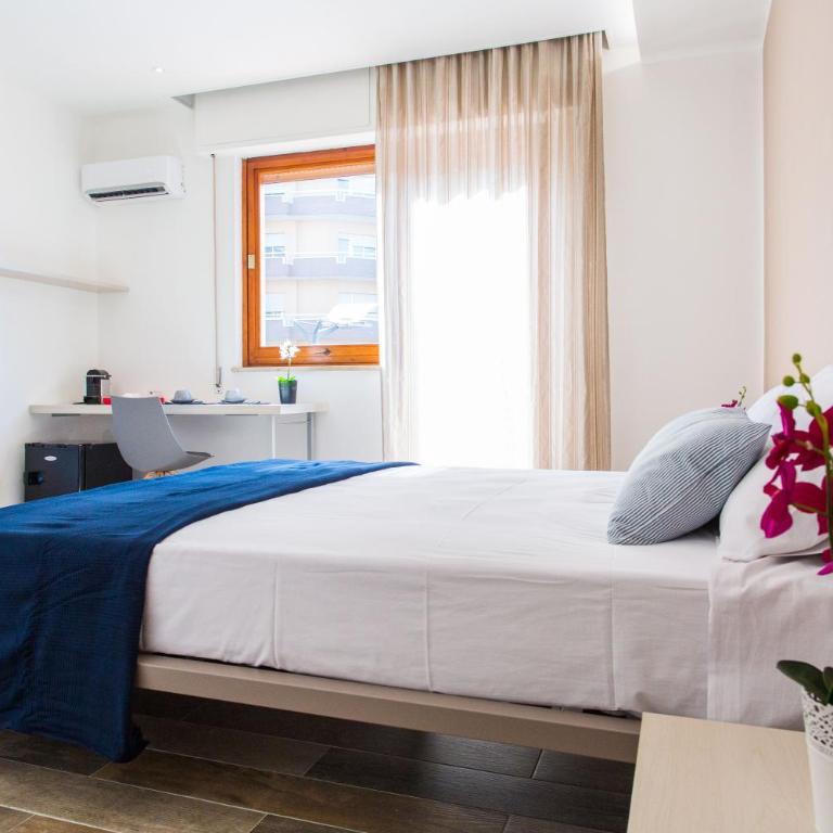 Politeama Luxury Suites - Deluxe Triple Room - 10
