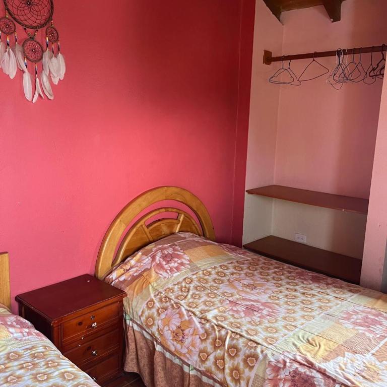 Pakarina Hospedaje Familiar - Habitación Doble con vistas al jardín - 2