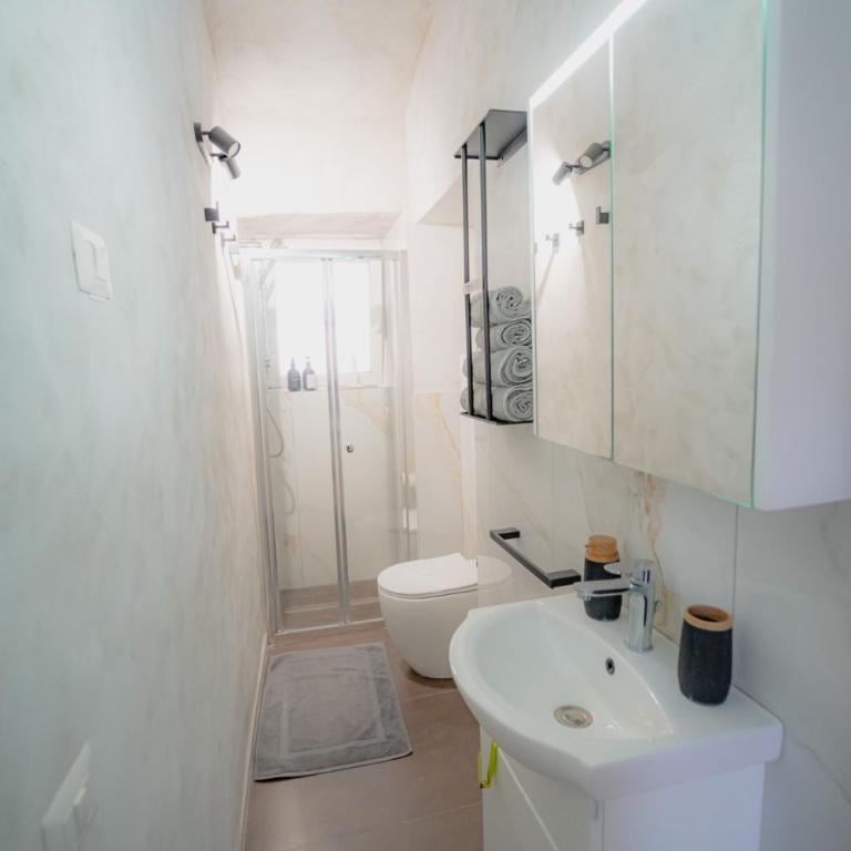 Almond Apartment Catania - One-Bedroom House - 13
