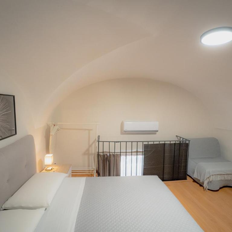Almond Apartment Catania - One-Bedroom House - 40