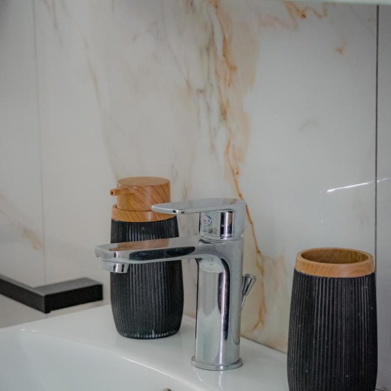 Almond Apartment Catania - One-Bedroom House - 53