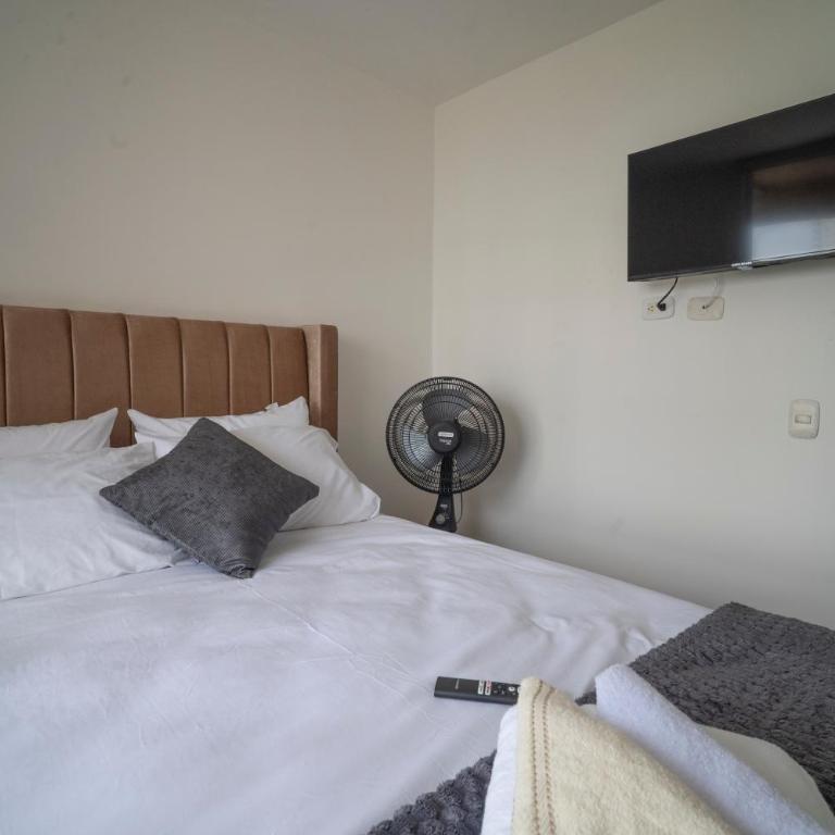 Aqualina 209 y 512 - Three-Bedroom Apartment - 46