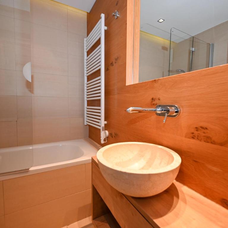 Zell City Exclusive Lodges by All in One Apartments - Apartment mit 3 Schlafzimmern und Terrasse - 8