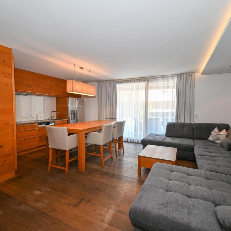 Zell City Exclusive Lodges by All in One Apartments - Apartment mit 3 Schlafzimmern und Terrasse - 1