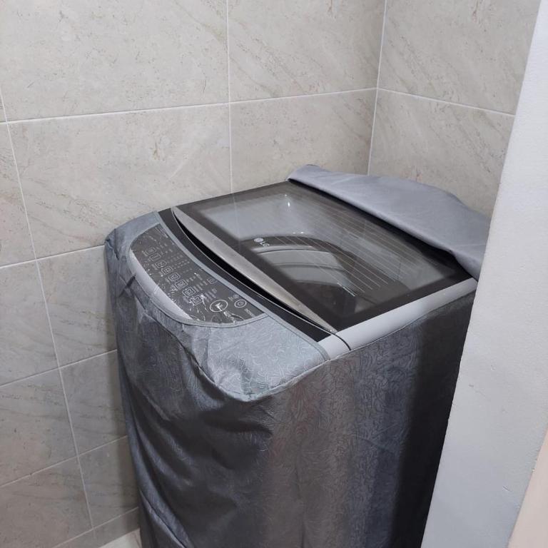 Apartamento en condominio con piscina - Three-Bedroom Apartment - 16