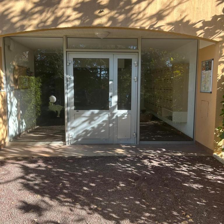 Studio au calme - 10 min des cures thermales à pied - Apartment mit 1 Schlafzimmer - 15