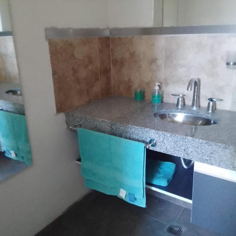 ALTOS DEL MOLLE en VCP predio con solo 2 cabañas - Two-Bedroom Apartment with Mountain View - 24