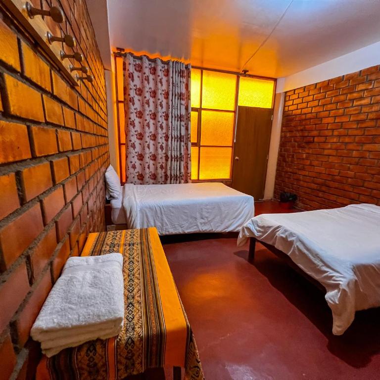Cima Backpackers Hostel B&B - Twin Room - 4
