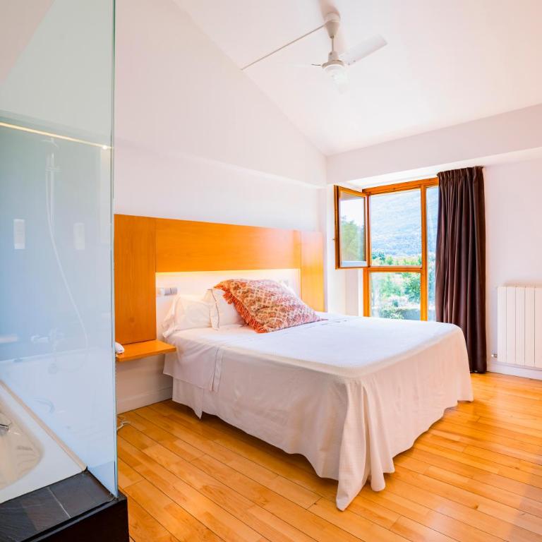 Tierra de Biescas - Habitación Doble con cama supletoria (3 adultos) - 1