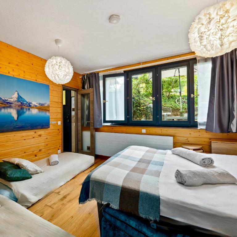 Studio Apartment in Swiss Chalet - Garden views of Mont Blanc - Deluxe Studio - 16