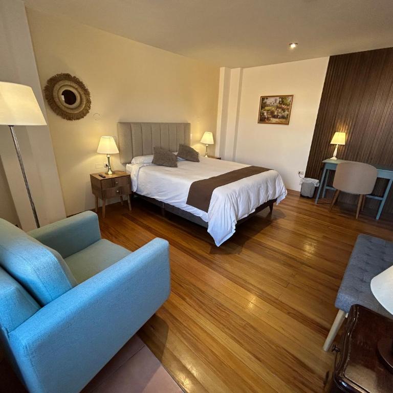 Habitaciones La Casona - Double Room with Private Bathroom - 1