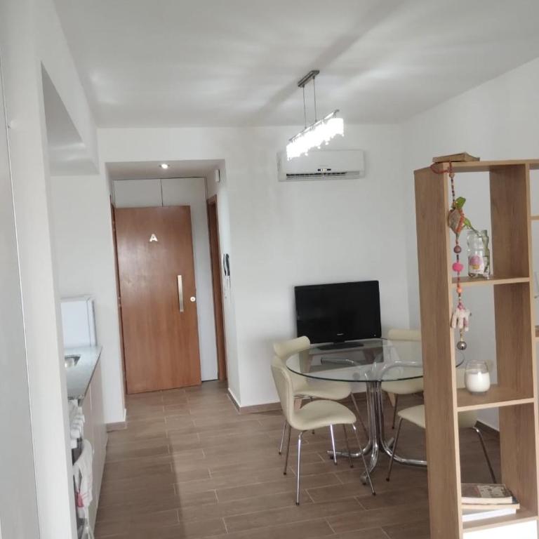 Monoambiente a estrenar con Balcón - One-Bedroom Apartment - 4