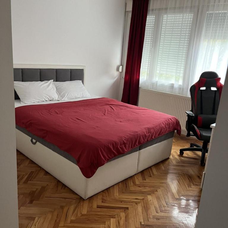 Stan - Two-Bedroom Apartment - 6