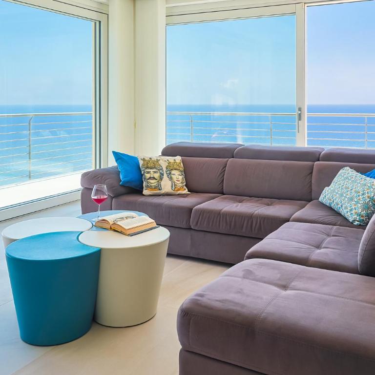 Villa Dedalo, Direct Sea Access - Villa - 1