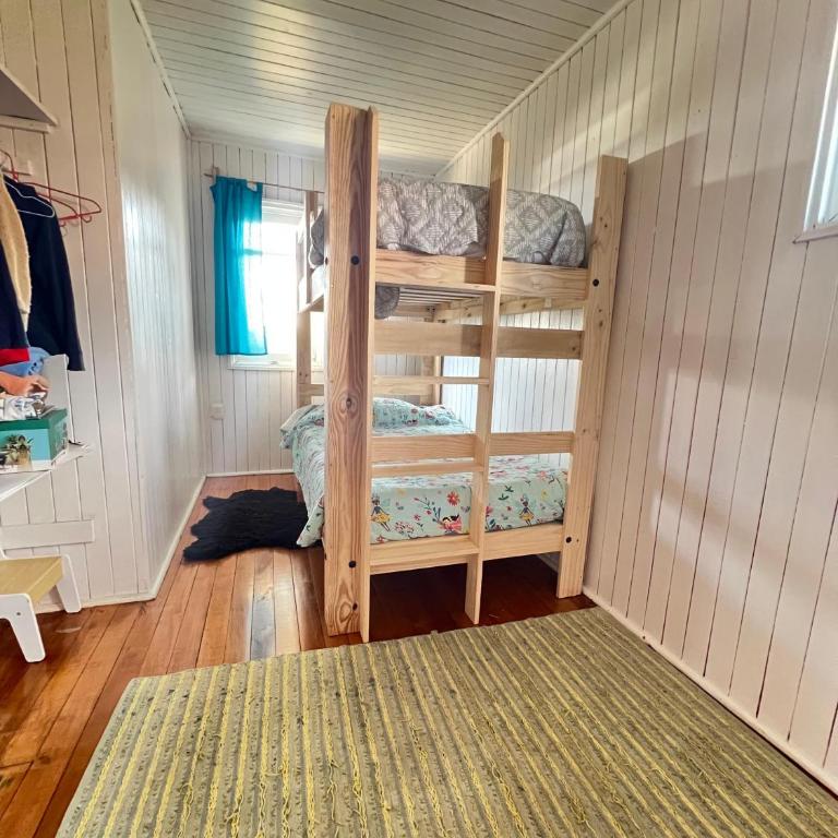 Acogedora Casa en Ancud Central Linda Vista - Three-Bedroom House - 2