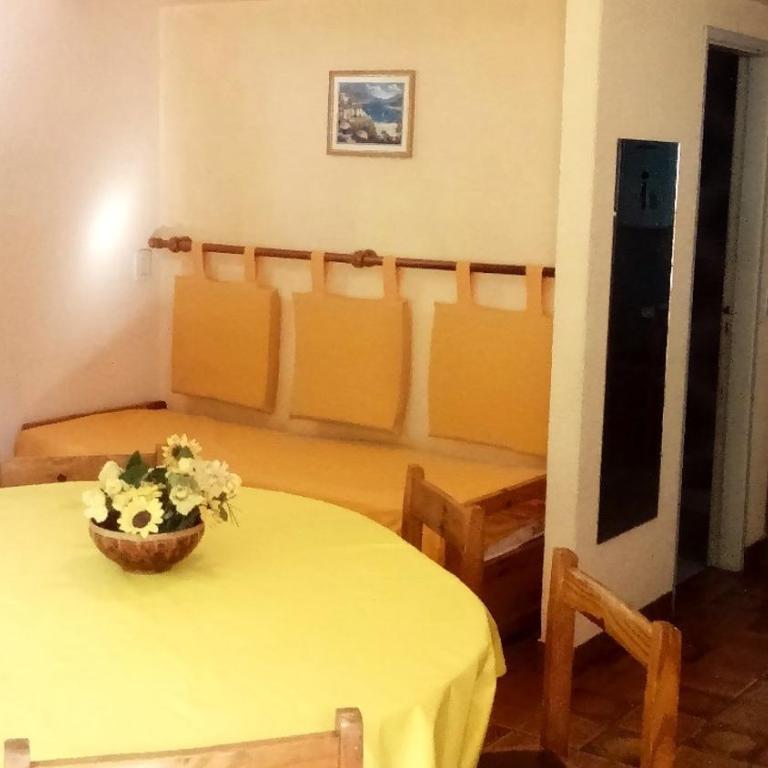 Edificio Van der Woud - Departamento H o L - Two-Bedroom Apartment - 6