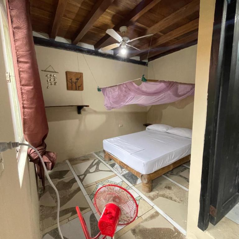 Onda Hostel Mompiche - Habitación Doble con baño privado - 2