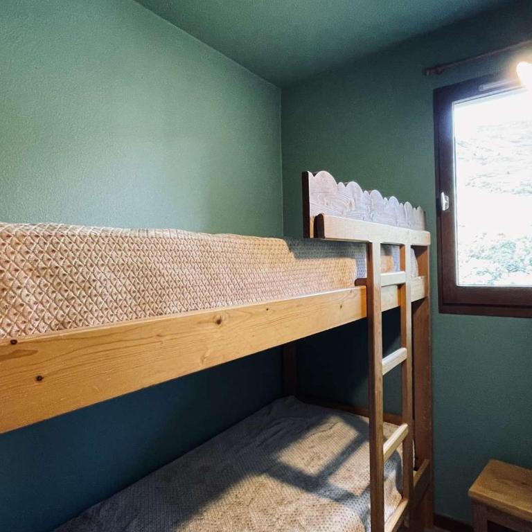 Charmant Appartement avec Wifi au Cœur des Menuires - FR-1-852-13 - Apartment - 6