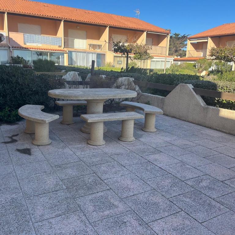 Gruissan : T3 RDC 4/5 pers, Piscine & Parking privé - FR-1-796-93 - Appartement - 2