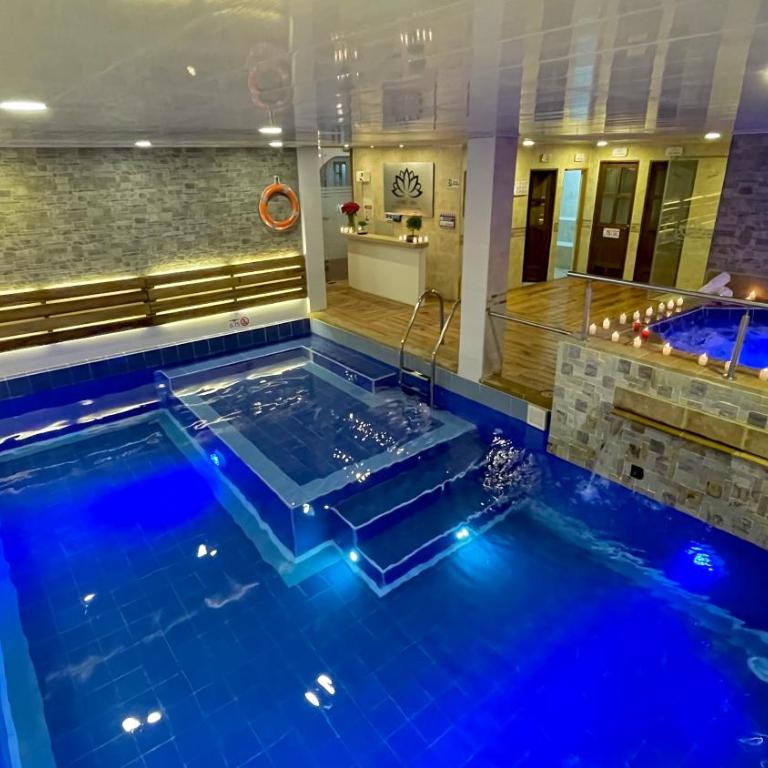 APTO LEGACY By Hotel Boutique & Spa - VDL Colonial - Three-Bedroom Apartment with Mountain View - 2
